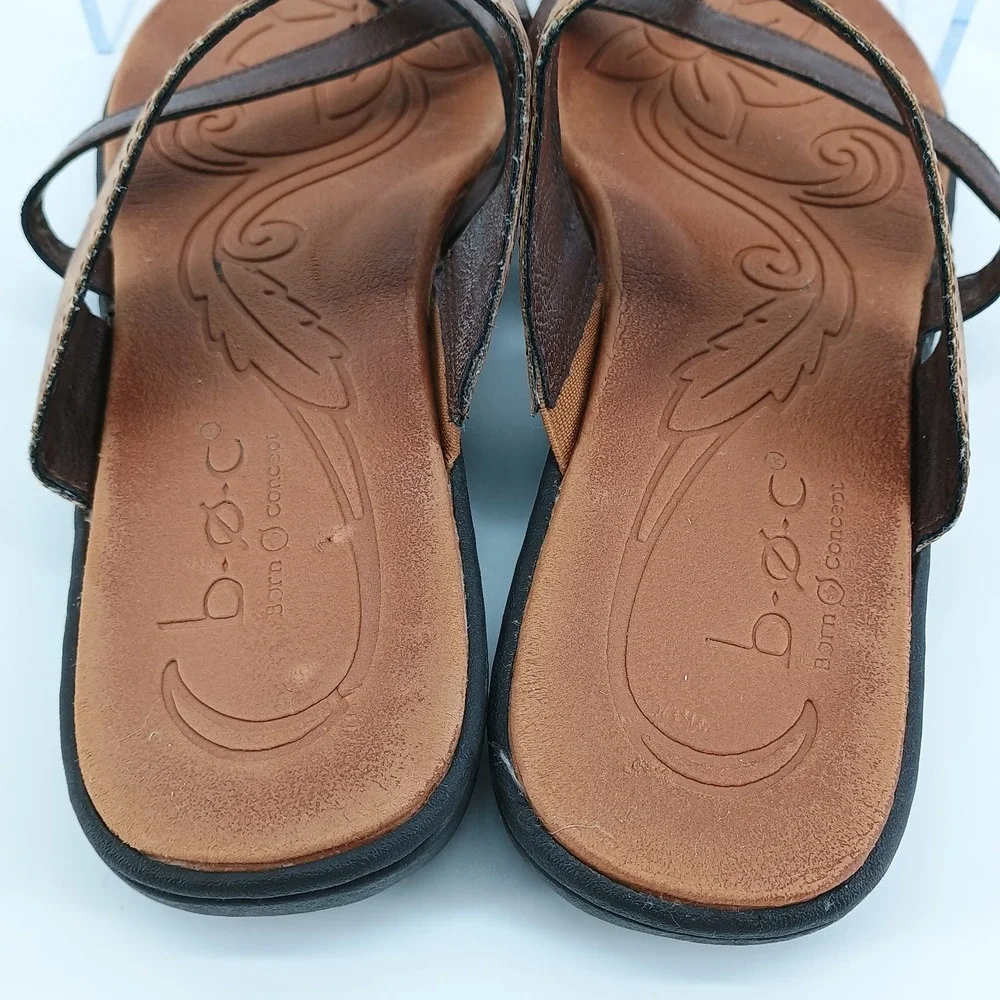 BOC  Thong Womens Brown Outdoor Beach Sandals Size 8 Cork Look Strap Slip On